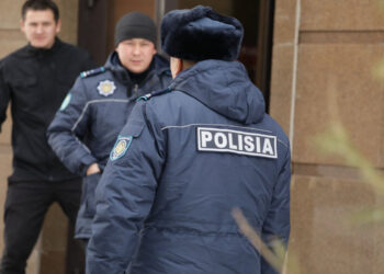 Бишімбаев ісі бойынша тергеушіге «шабуыл жасалған» видеоға полиция түсініктеме берді