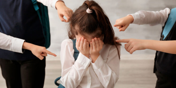 Балаға сенімді қолдау және тиімді қорғаныс қажет