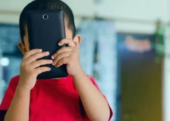 Техниканың дамыған заманында балаға түзу тәрбие беру өте маңызды