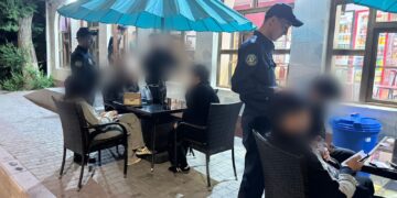 Таразда түнде көшелер мен көңіл көтеру орындарында жүрген 1000-ға жуық жасөспірім анықталды