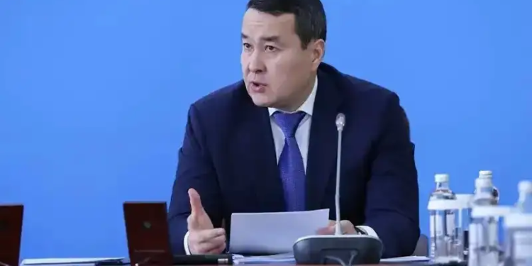 «Сіз премьер-министр болған кезде неге бұл мәселені шешпедіңіз?»