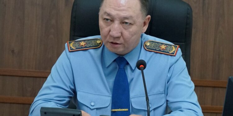 Қылмыстық істер, кадрлар, арыз-шағымдар – Жамбыл облысы ПД бастығы азаматтардың сұрақтарына жауап берді