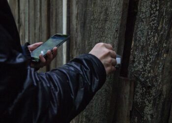 Ата-ана, біліңіз!: Балалар қалай жасырын синтетика қоюшыға айналады