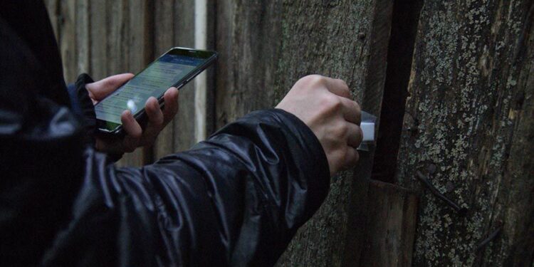 Ата-ана, біліңіз!: Балалар қалай жасырын синтетика қоюшыға айналады