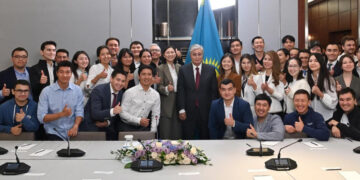 Билікте отырған адам ұлттық мүддені басшылыққа алуы керек