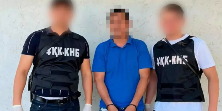 ҰҚК төрт қазақстандық пен бір шетелдікті ұстады