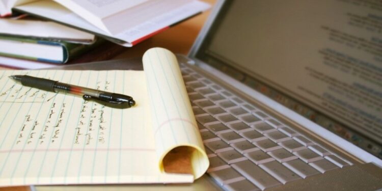 Журналистика бойынша жобаларды басқару Еуразия ұлттық университетіне берілді