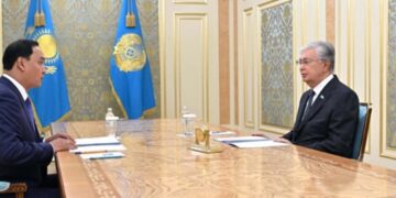 Мемлекет басшысы Жамбыл облысының әкімі Ербол Қарашөкеевті қабылдады