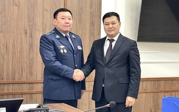 Қырғыздың Бас консулы мен Жамбылдың бас полицейі не үшін кездесті?