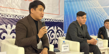 Жастар өмірден өз орнын табуға ұмтылады