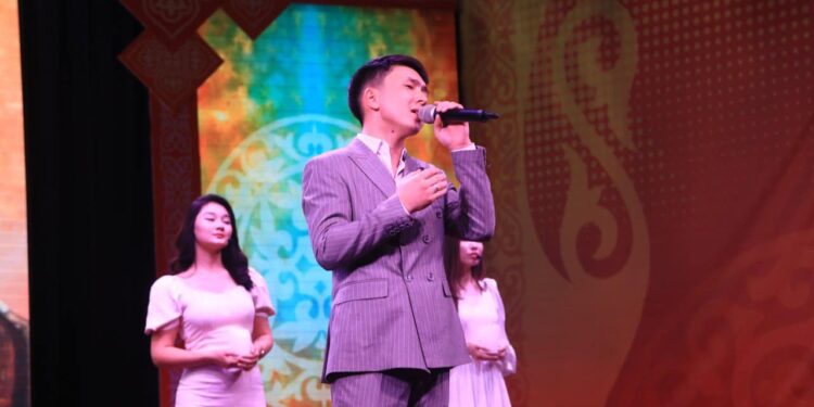 «Жаңа лептің» салған әндеріне бүкіл Тәжікстан ғашық болды