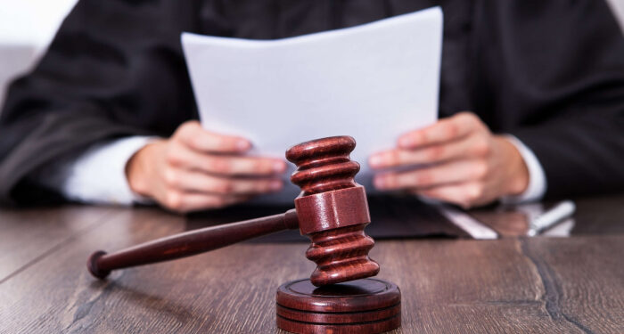 Таразда қызының кінәсі үшін әкесі жауапқа тартылды