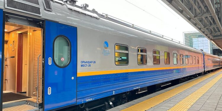 «Алматы-Түркістан-Ташкент» туристік пойызы іске қосылды