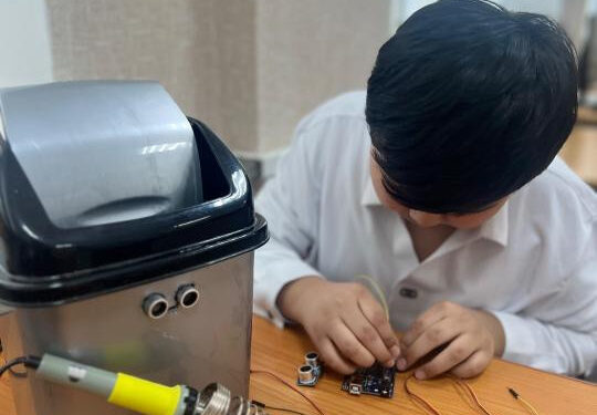 АСТАНАЛЫҚ ОҚУШЫ АҚЫЛДЫ ҚОҚЫС ЖӘШІГІН ОЙЛАП ТАПТЫ