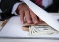 Жұмысқа орналасу үшін «сыйақы» беру қажет деген қауесет бар…