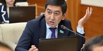 Ауылда баланың тісі ауырса оған Астанадағы министрдің жүрегі ауыруы керек