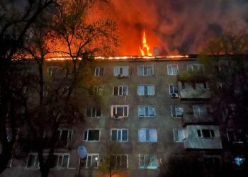 Шу қаласында бесінші қабаттағы пәтер өртке оранды