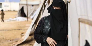 Кәмелетке толмаған қыздарын лаңкестерге бермек болды