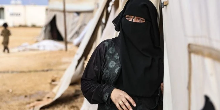 Кәмелетке толмаған қыздарын лаңкестерге бермек болды