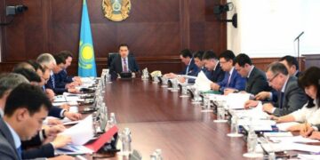 Үкімет жетекшісі бірнеше облыс әкімдерінің жұмысын сынға алды