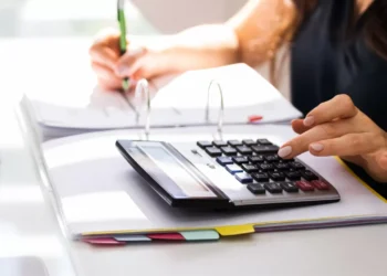 Өткен жылмен салыстырғанда салықтардың үлесі 5 пайызға азайған