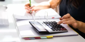 Өткен жылмен салыстырғанда салықтардың үлесі 5 пайызға азайған