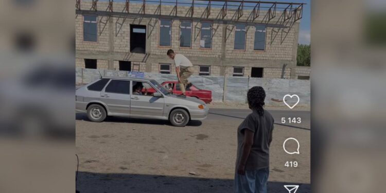 Блогер 10 тәулікке әкімшілік қамауға алынды