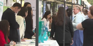 3 мыңға жуық адам бос жұмыс орындарына жолдама алды