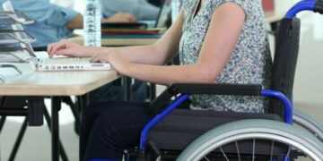 Мүгедек жандар үшін қиыншылықты жеңіп шығу оңай емес