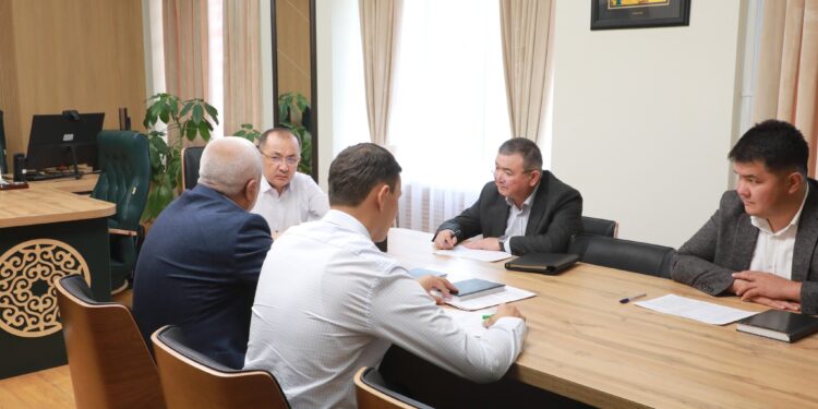 Ізденіс, даму, өзгеріс керек