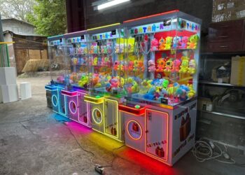 Түскі асқа берген ақшаны балалар автомат ойындарға жұмсайды