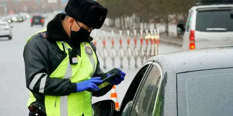 Жамбыл облысында 1 миллионға жуық айыппұлы бар көлік жүргізушісі ұсталды