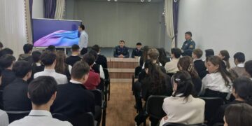 Жамбыл облысында мектеп түлектеріне арналған кәсіби бағдар беру кездесулері өтті