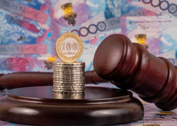 Директорды жемқор деп айыптаған азаматшаға 100 мың теңге айып салынды