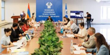 Жастар ісі жөніндегі кеңеске төрағалық ету кезегі Қазақстанға өтті