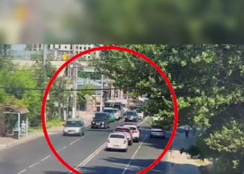 Алты айға жүргізуші куәлігінен айырылды
